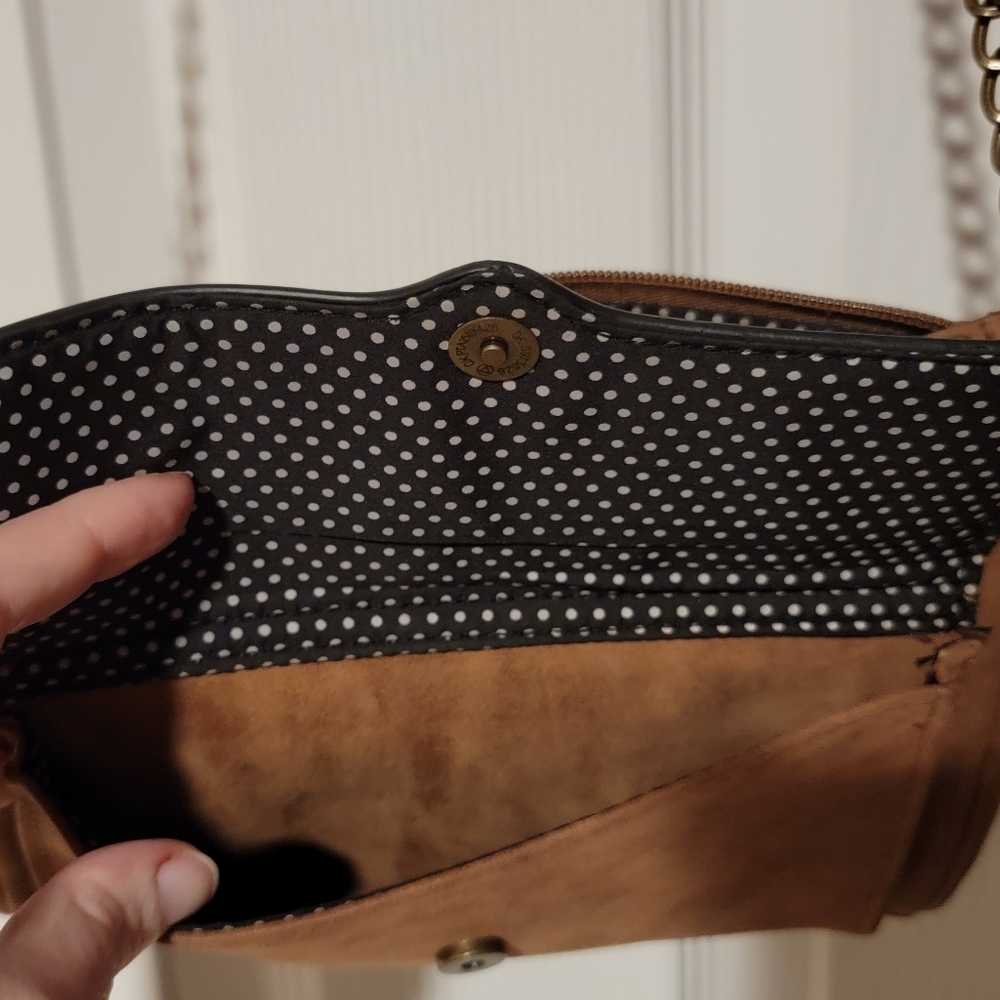Tan studded crossbody - Picture 7 of 8